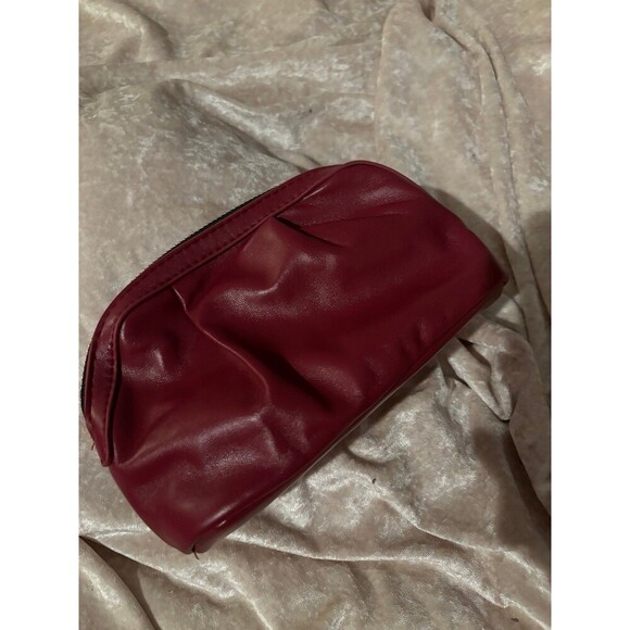 Neiman Marcus red leather hand clutch - Picture 5 of 5